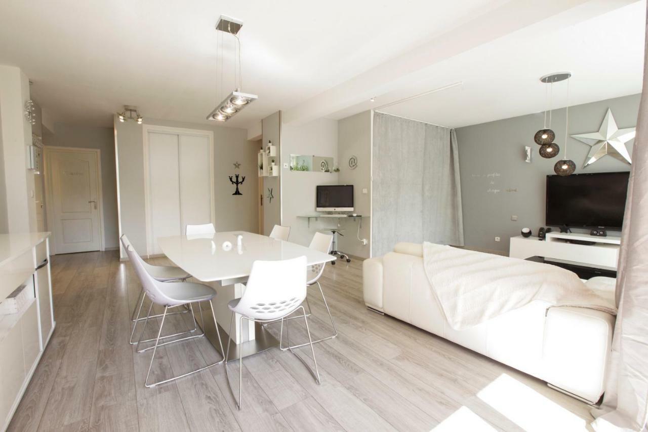 Le Celestay Villeurbanne Exteriör bild